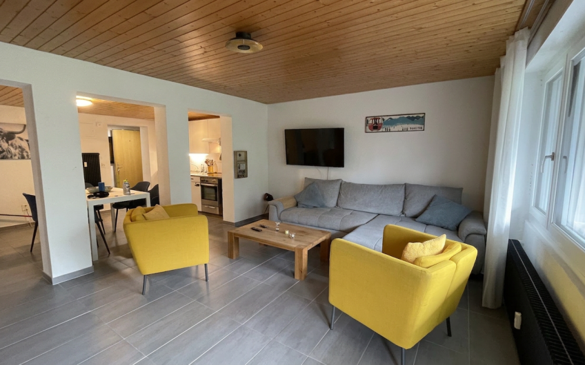 Geräumige 2.5 Zimmer  in der sonnigen Wildi.