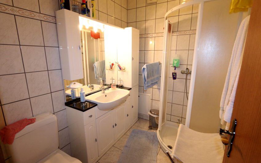 Paloma 4.5 Zimmergartenwohnung. Sehr ruhige Lage und freie Sicht. Parkplatz vorhanden. Reserviert.