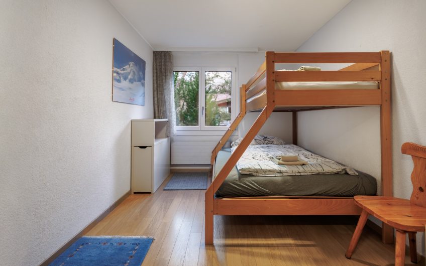 Everest renovierte 3.5 Zimmerwohnung mit Süd-und Westbalkon. Reserviert.