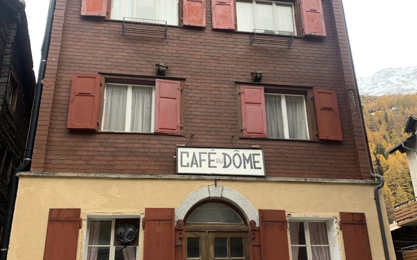 2.5-bedroom apartment in the former Café du DOME in Saas-Grund, Valais