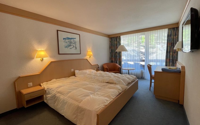 Lage – Lage – Lage! Sehr geräumige 3.5 Zimmerwohnung beim Alpin Express. Reserviert.