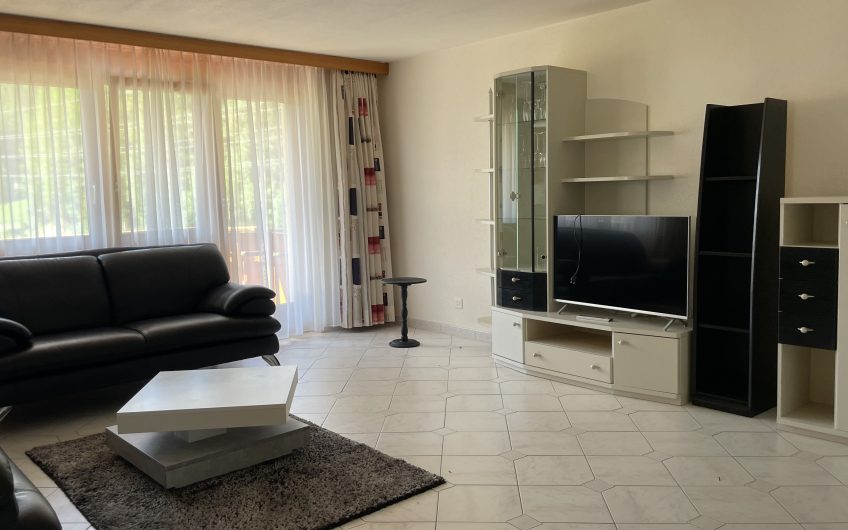 Modern 4.5-room apartment with unobstructed views. 3rd floor, south-east facing, with morning and afternoon sun