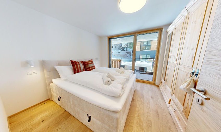 Residence Alphubel Peak – bewirtschaftete 3.5 Zimmerwohnung Nr. 3 mit Ost-und Südbalkon. Sichern Sie sich die letzte Wohnung in dieser Ueberbauung.