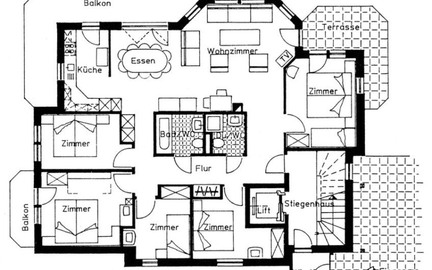 Moderne 6.5 Zimmerwohnung mit Garten und einzigartigem Panoramablick und Sonne von morgens bis anbends.